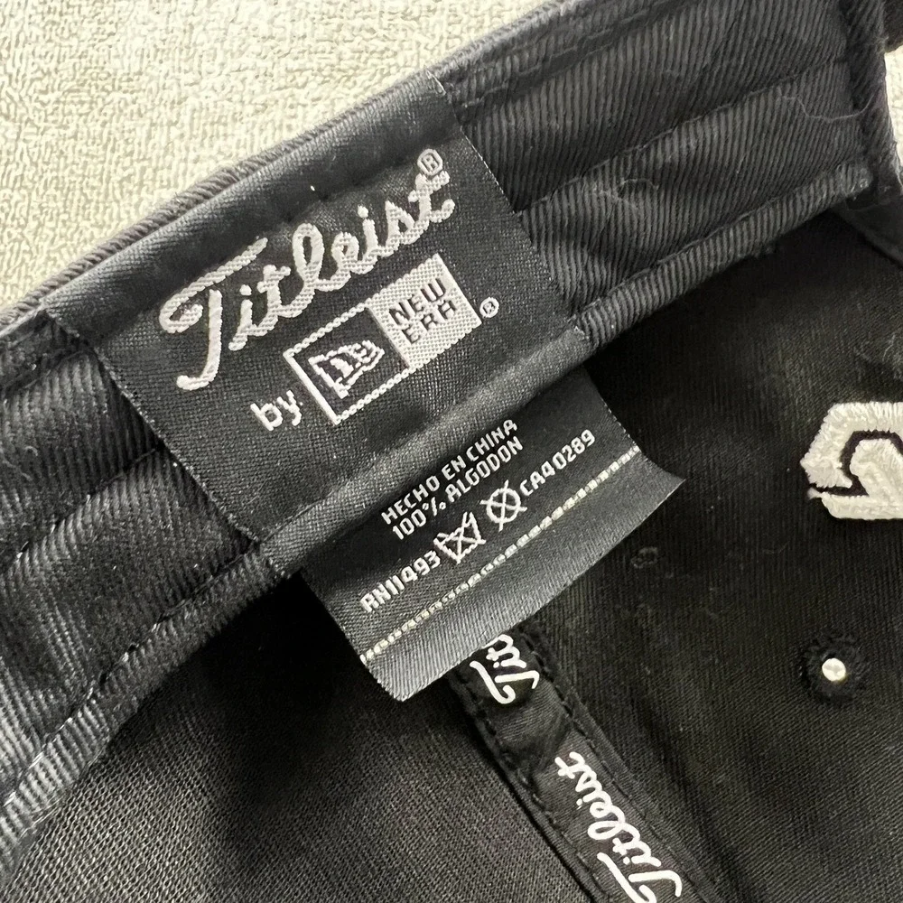 Titleist Hat Adult One Size Black Adjustable Golf Golfing Active Casual Men's